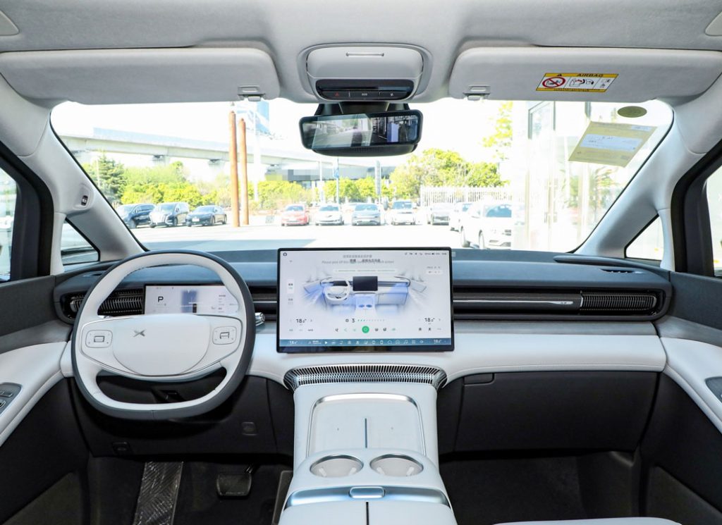 Xpeng X9 2025 Review: The Futuristic MPV Rewriting Family Mobility Rules