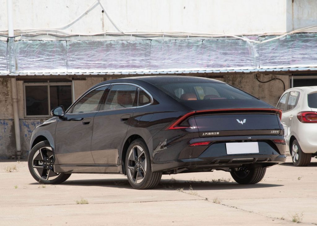610km Real Range + Zero Fire Battery: How Wuling Starlight 2025 Redefines Value in the EV Arena 610km Real Range + Zero Fire Battery: How Wuling Starlight 2025 Redefines Value in the EV Arena