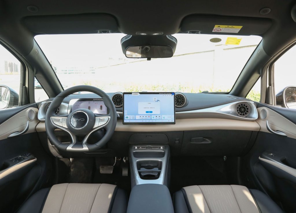 BYD Dolphin – The Electric Pioneer Redefining Urban Mobility BYD Dolphin – The Electric Pioneer Redefining Urban Mobility