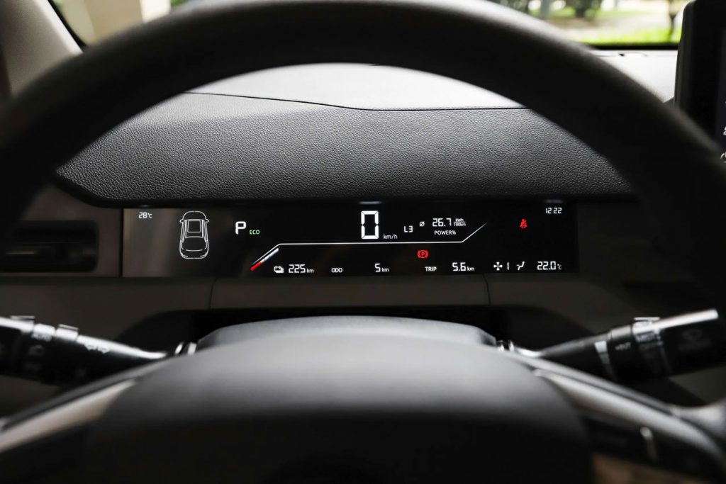 CaoCao 60: The Electric Vehicle Reshaping Ride-Hailing Economics CaoCao 60: The Electric Vehicle Reshaping Ride-Hailing Economics