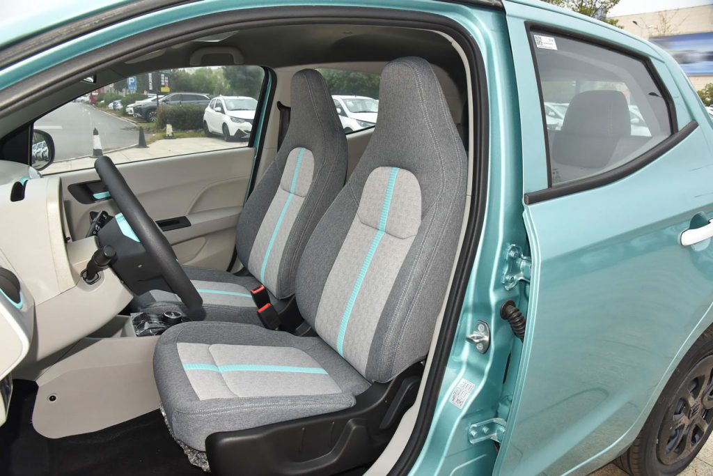 City Sprite, Commuting Companion: The Comprehensive Review of JMEV Little Kirin Electric Vehicle City Sprite, Commuting Companion: The Comprehensive Review of JMEV Little Kirin Electric Vehicle