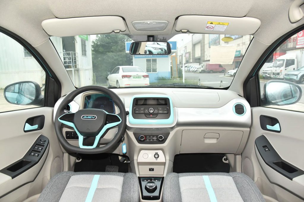 City Sprite, Commuting Companion: The Comprehensive Review of JMEV Little Kirin Electric Vehicle City Sprite, Commuting Companion: The Comprehensive Review of JMEV Little Kirin Electric Vehicle