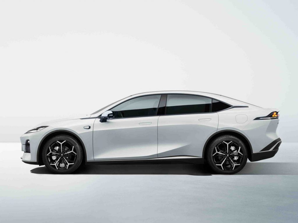 Deepal SL03 2025: The Game Changer in the Under-$20k EV Arena Deepal SL03 2025: The Game Changer in the Under-$20k EV Arena