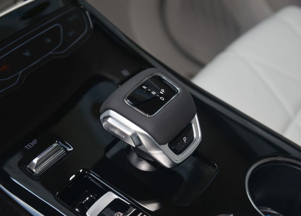 Dongfeng Fengxing Xinghai V9 – The Ultimate Family Command Center on Wheels Dongfeng Fengxing Xinghai V9 – The Ultimate Family Command Center on Wheels