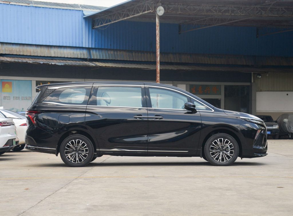 Dongfeng Fengxing Xinghai V9 – The Ultimate Family Command Center on Wheels Dongfeng Fengxing Xinghai V9 – The Ultimate Family Command Center on Wheels