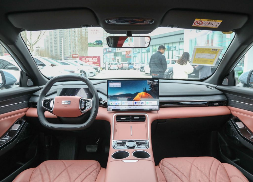 Geely Galaxy L6 — The $20,000 Hybrid Sedan That Outdrives Luxury Cars Geely Galaxy L6 — The $20,000 Hybrid Sedan That Outdrives Luxury Cars