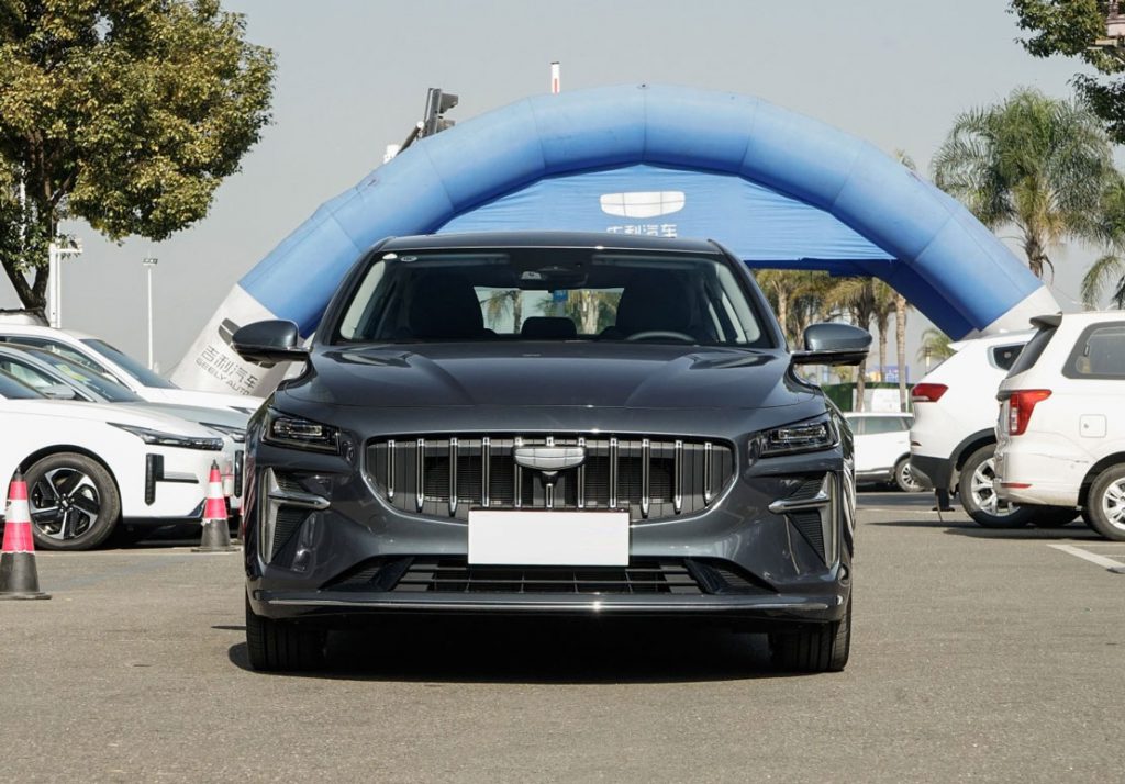 Geely Xingrui L i-FA: Redefining Value in the Hybrid Family Sedan Arena Geely Xingrui L i-FA: Redefining Value in the Hybrid Family Sedan Arena