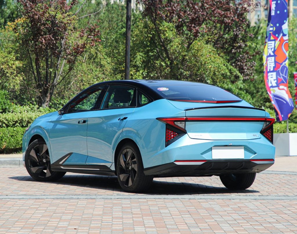 Honda Lingxi L — The Game Changer in Affordable EVs with Digital Mirrors and Pentascreen Honda Lingxi L — The Game Changer in Affordable EVs with Digital Mirrors and Pentascreen