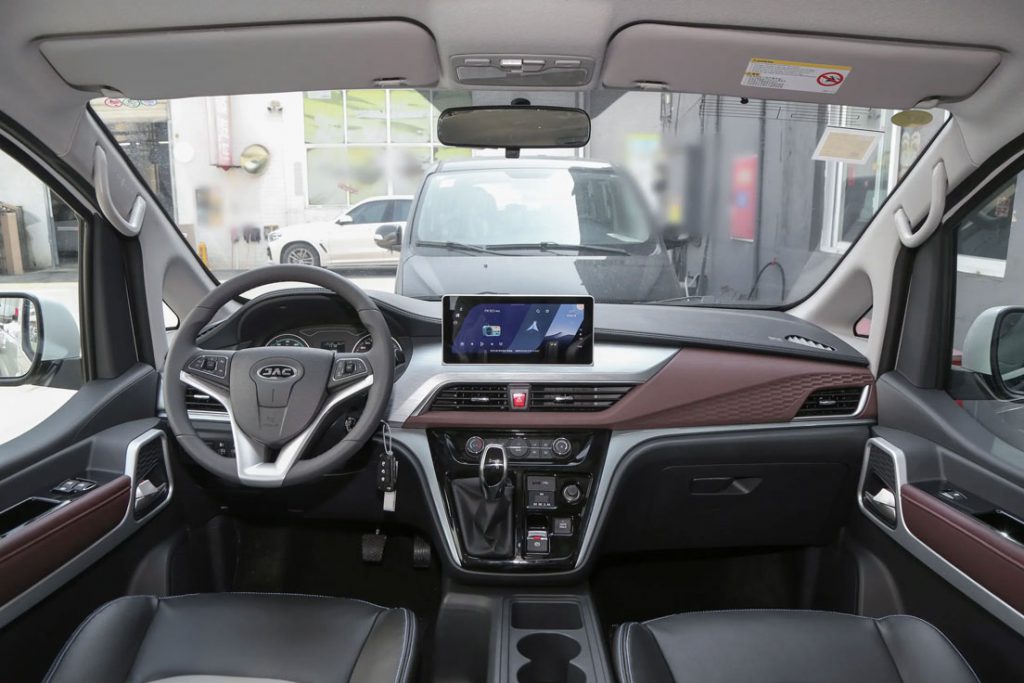 JAC Ruifeng E3 – The Unassuming Game-Changer in Electric Mobility JAC Ruifeng E3 – The Unassuming Game-Changer in Electric Mobility