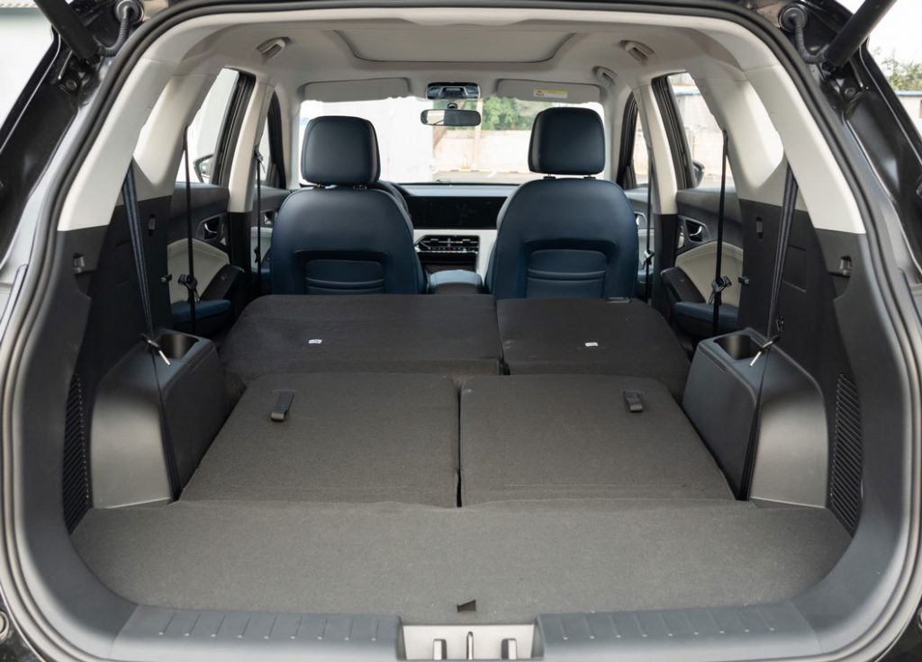 JAC X8 E Home: The Budget-Friendly PHEV SUV Revolutionizing Family Travel JAC X8 E Home: The Budget-Friendly PHEV SUV Revolutionizing Family Travel