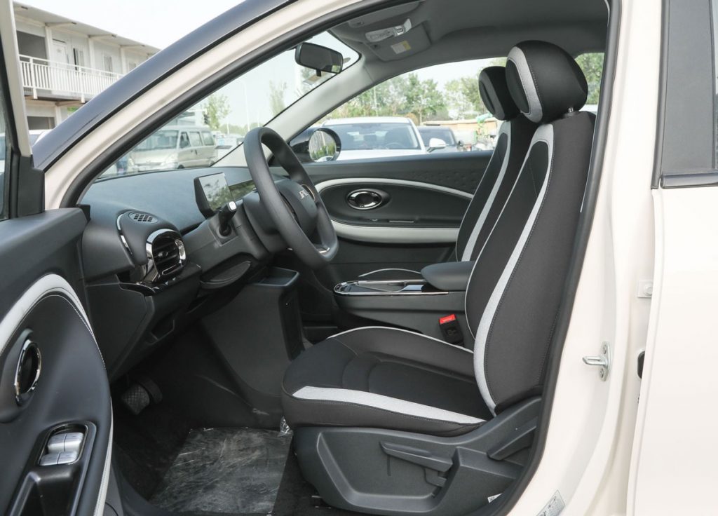JAC Yiwei 3: The Game-Changing Electric Hatchback Redefining Value JAC Yiwei 3: The Game-Changing Electric Hatchback Redefining Value