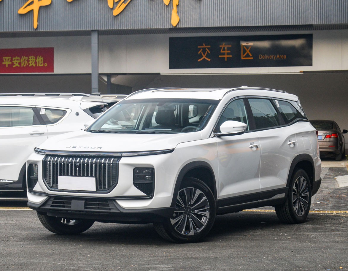 JETOUR X90 C-DM: The Electrified Family Explorer Balancing Power and Practicality