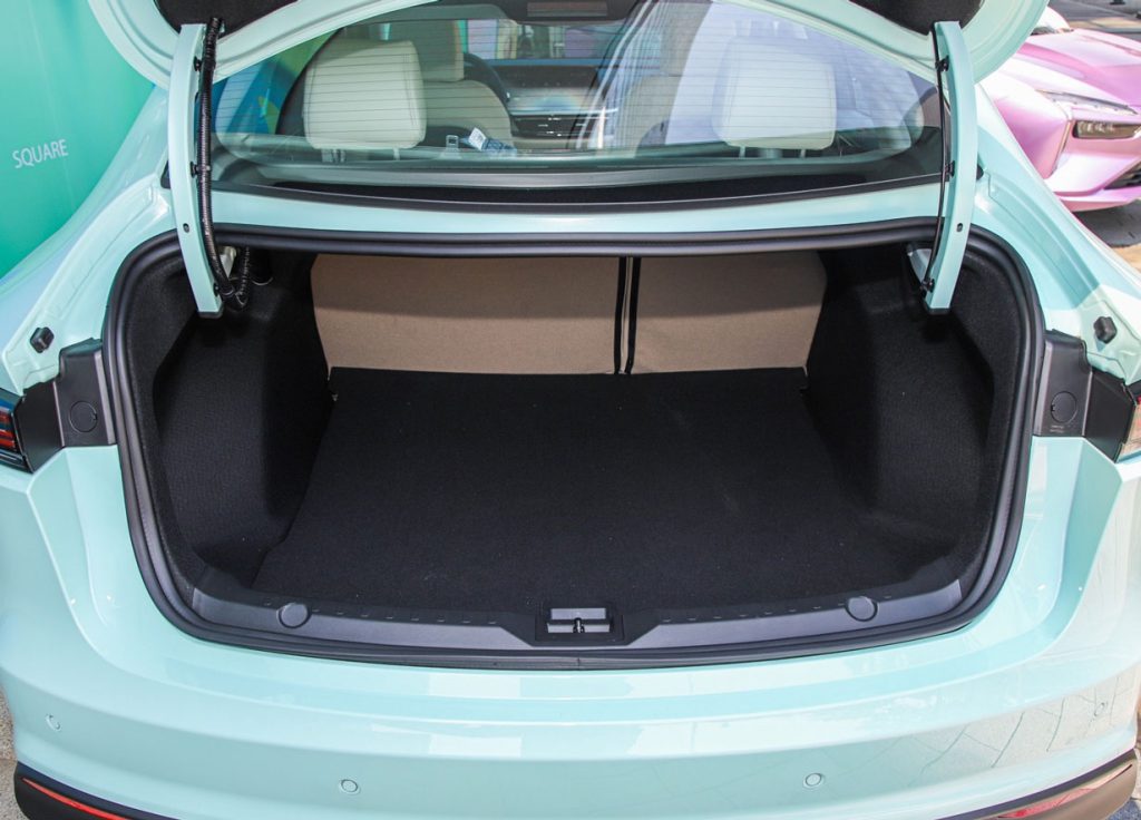 The Underdog’s Rise: Jiangling Yichi 05 Proves Premium EV Tech Can Be Affordable The Underdog’s Rise: Jiangling Yichi 05 Proves Premium EV Tech Can Be Affordable