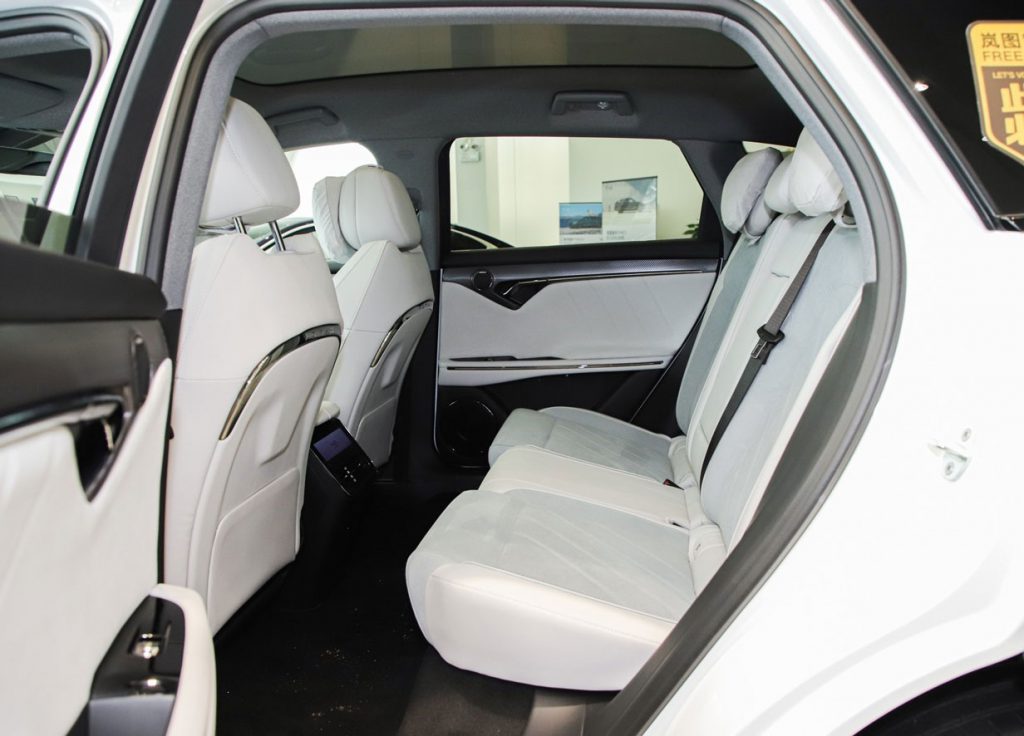 Lantu FREE+ 2025: Huawei-Powered PHEV SUV Redefines Value at ¥229,900 Lantu FREE+ 2025: Huawei-Powered PHEV SUV Redefines Value at ¥229,900