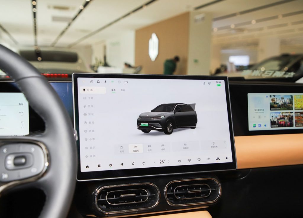 Redefining Value: How Leapmotor C11 Challenges Premium Brands with In-House Tech Redefining Value: How Leapmotor C11 Challenges Premium Brands with In-House Tech