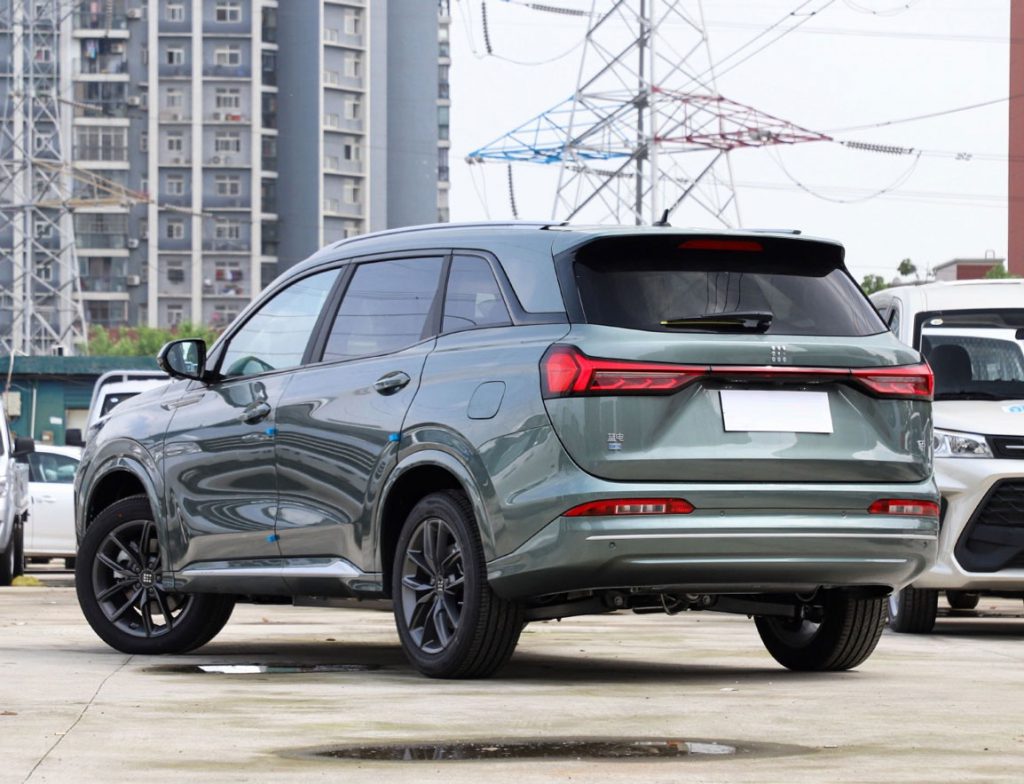 SAIC BlueElectric E5: The Budget-Friendly PHEV SUV That Masters Space & Efficiency SAIC BlueElectric E5: The Budget-Friendly PHEV SUV That Masters Space & Efficiency