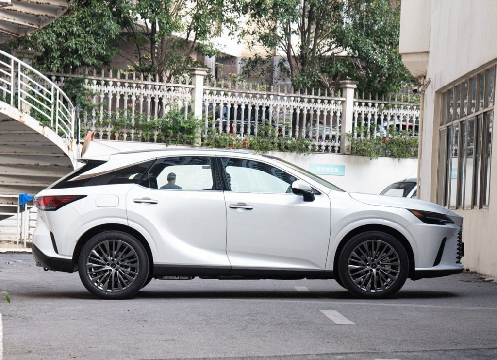 Lexus RX Hybrid – The Silent Revolution in Luxury SUVs, Where Japanese Craftsmanship Meets Electrified Future Lexus RX Hybrid – The Silent Revolution in Luxury SUVs, Where Japanese Craftsmanship Meets Electrified Future