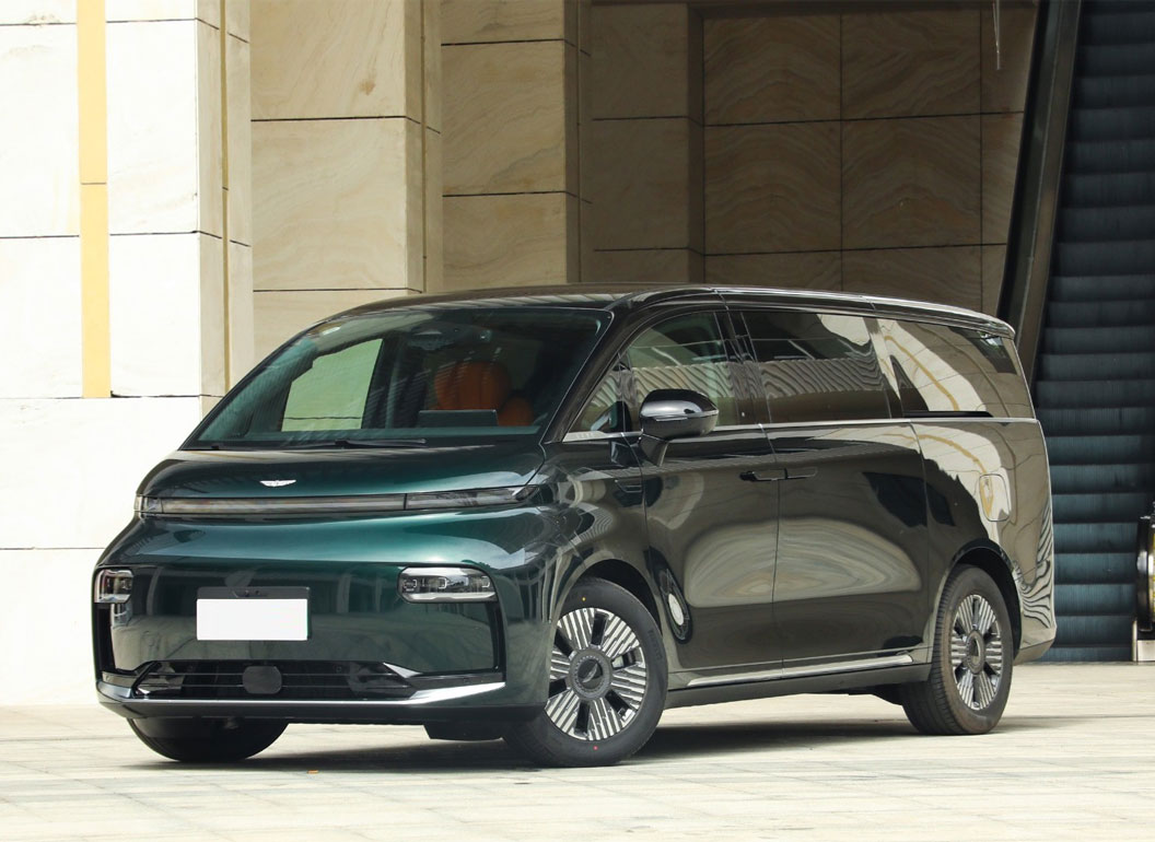 The Sky on Land: Geely LEVC L380 – A Comprehensive Review of the Electric Aircruiser