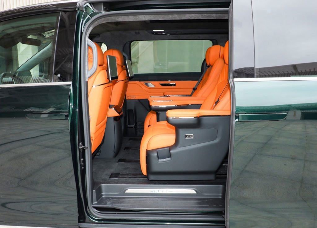 The Sky on Land: Geely LEVC L380 – A Comprehensive Review of the Electric Aircruiser The Sky on Land: Geely LEVC L380 – A Comprehensive Review of the Electric Aircruiser