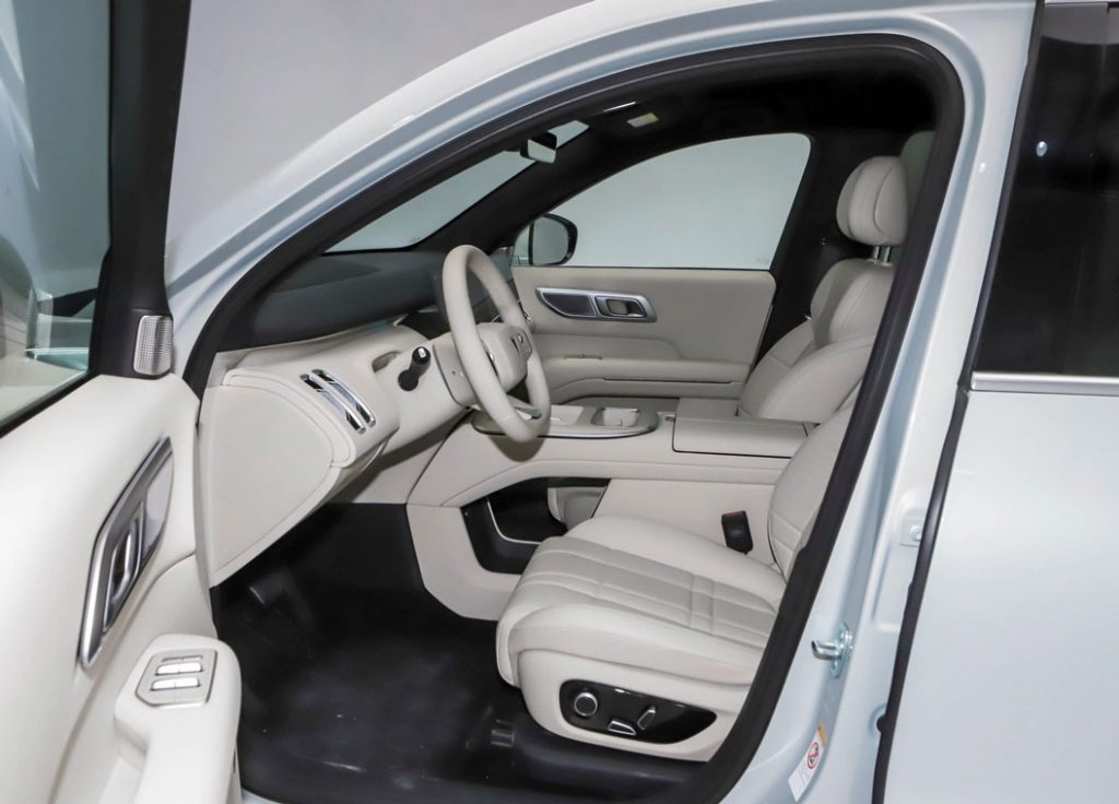 Third-Row Thrones & Tech Sanctuary: How DeepBlue S09 Masters the Art of Family Mobility Third-Row Thrones & Tech Sanctuary: How DeepBlue S09 Masters the Art of Family Mobility