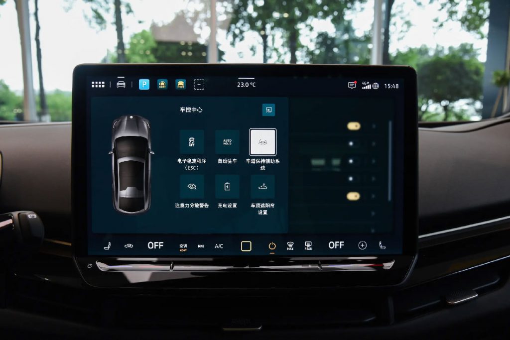 Volkswagen ID.6 CROZZ: The German Family Hauler Electrified Volkswagen ID.6 CROZZ: The German Family Hauler Electrified