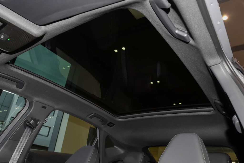 Volkswagen ID.6 CROZZ: The German Family Hauler Electrified Volkswagen ID.6 CROZZ: The German Family Hauler Electrified