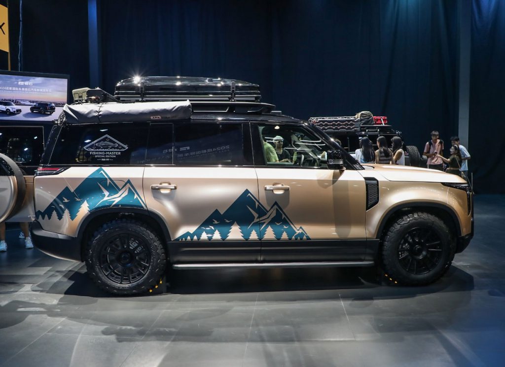 Zeekr 01-Blending Urban Luxury with Off-Grid Adventure in One Revolutionary Package Zeekr 01-Blending Urban Luxury with Off-Grid Adventure in One Revolutionary Package