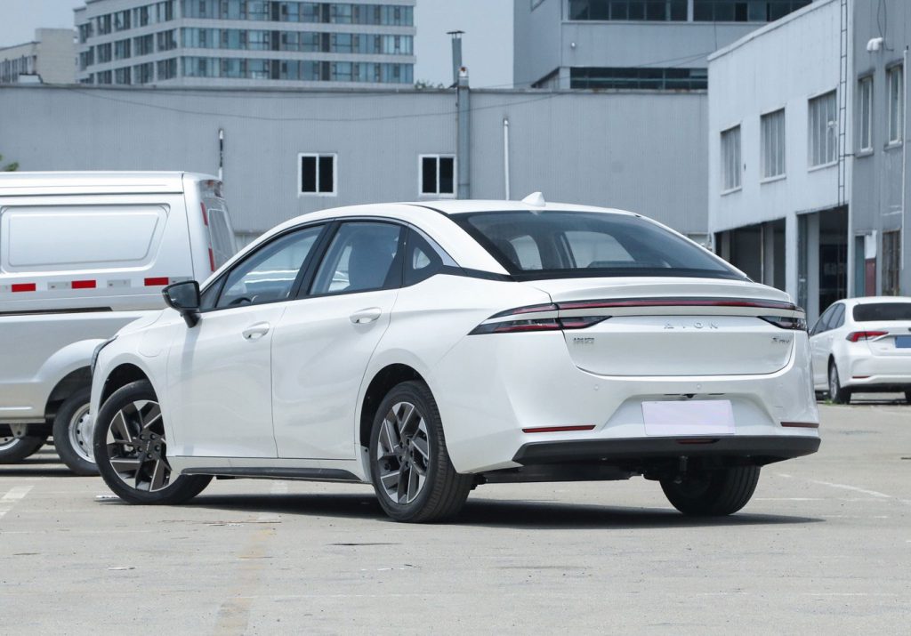AION S Review – The Art of Efficiency in China’s EV Revolution