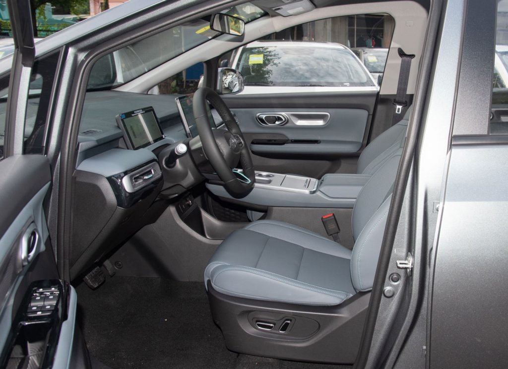 AION Y Plus 2025 China's Value Champion in the Electric SUV Arena