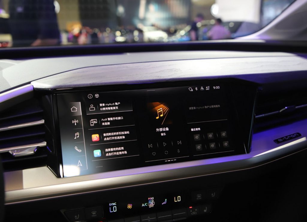 Audi Q5 e-tron - The Discreetly Competent Electric SUV, "Roadjet" Redefined: Masters the Art of Understatement Audi Q5 e-tron - The Discreetly Competent Electric SUV, "Roadjet" Redefined: Masters the Art of Understatement