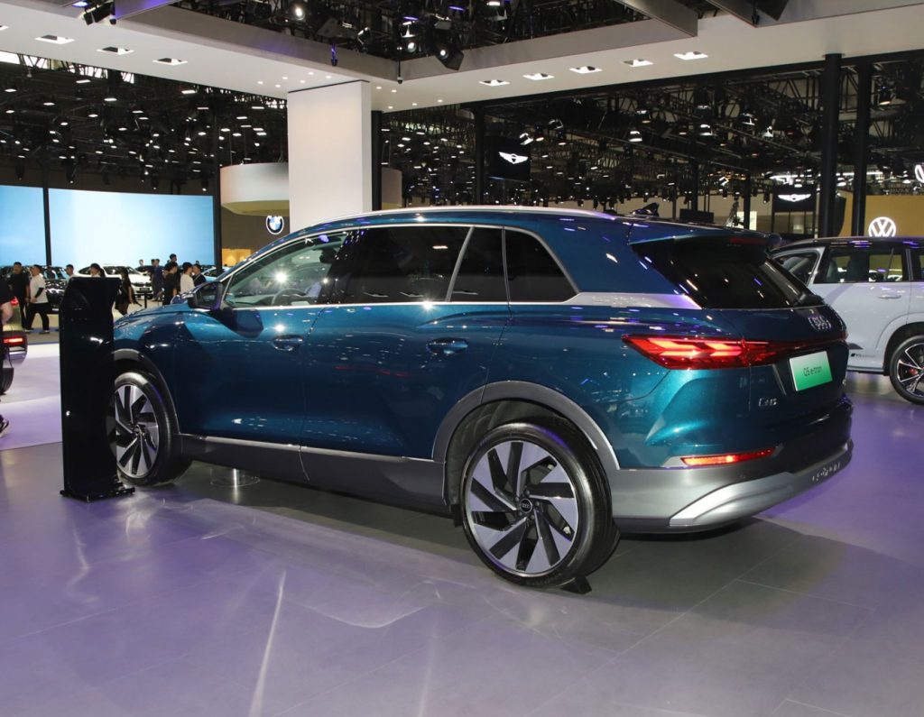 Audi Q5 e-tron - The Discreetly Competent Electric SUV, "Roadjet" Redefined: Masters the Art of Understatement Audi Q5 e-tron - The Discreetly Competent Electric SUV, "Roadjet" Redefined: Masters the Art of Understatement