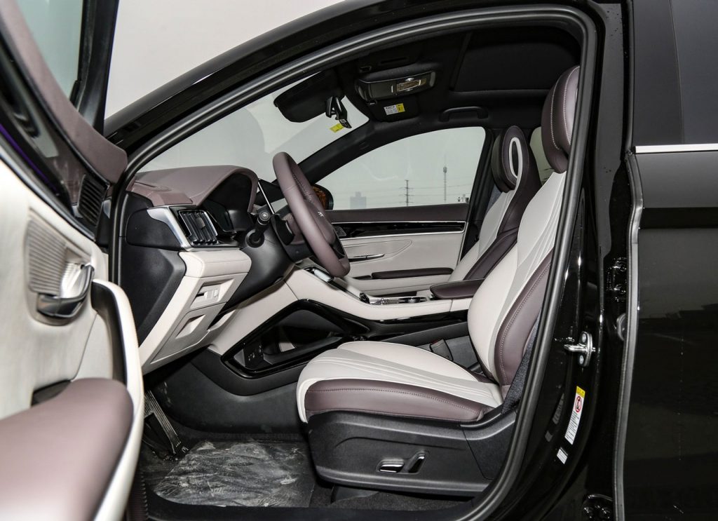 BYD Song Plus 2025 – The Disruptive Force in the PHEV SUV Market