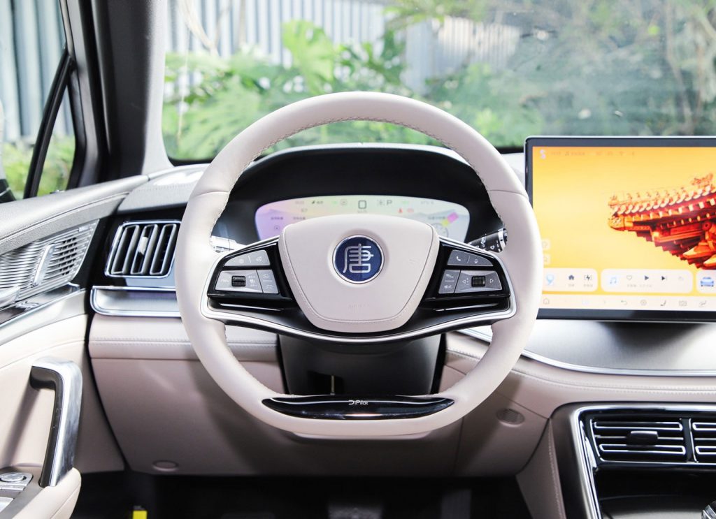 BYD Tang DM-i Review – The Frugal Family Champion BYD Tang DM-i Review – The Frugal Family Champion