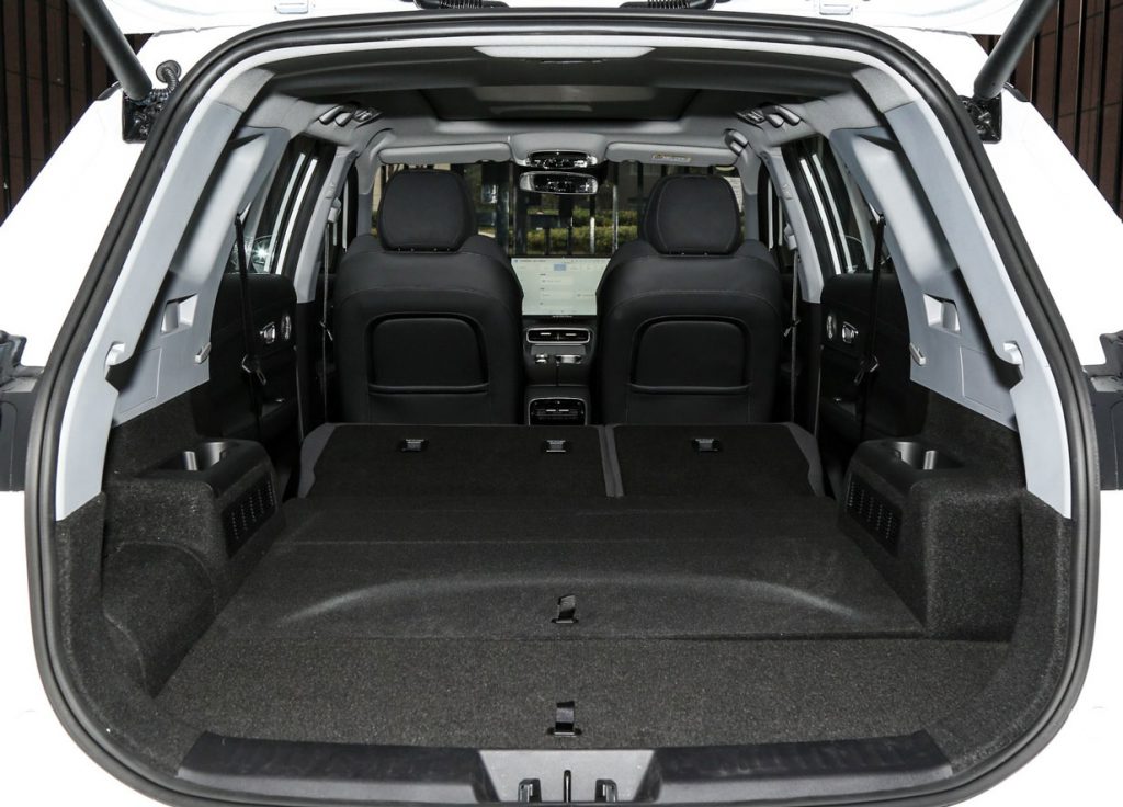 Chery Tiggo 8 PLUS C-DM – The Hybrid Pioneer Redefining Family Mobility Chery Tiggo 8 PLUS C-DM – The Hybrid Pioneer Redefining Family Mobility