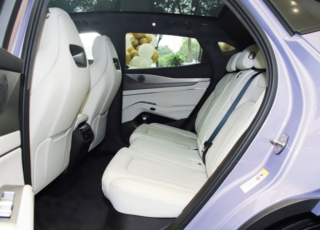 Denza N7: BYD’s Tech-Infused Answer to the Premium EV Conundrum Denza N7: BYD’s Tech-Infused Answer to the Premium EV Conundrum