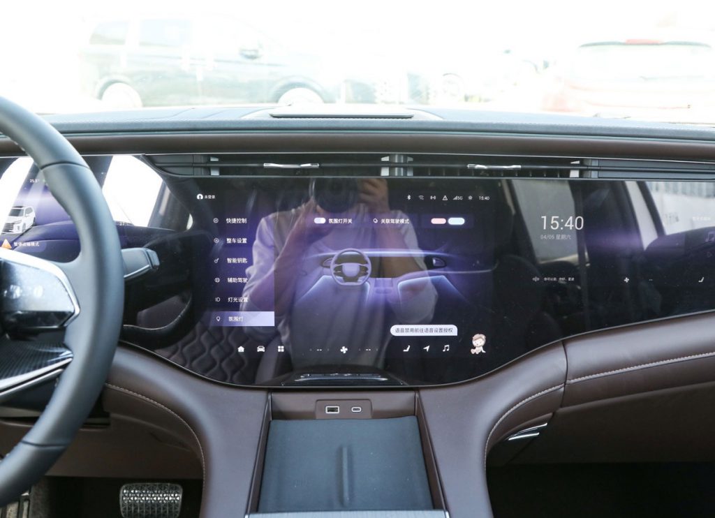 Four Engines Redefining Luxury: Xingtu Lunar C-DM's Revolution in the SUV Market Four Engines Redefining Luxury: Xingtu Lunar C-DM's Revolution in the SUV Market