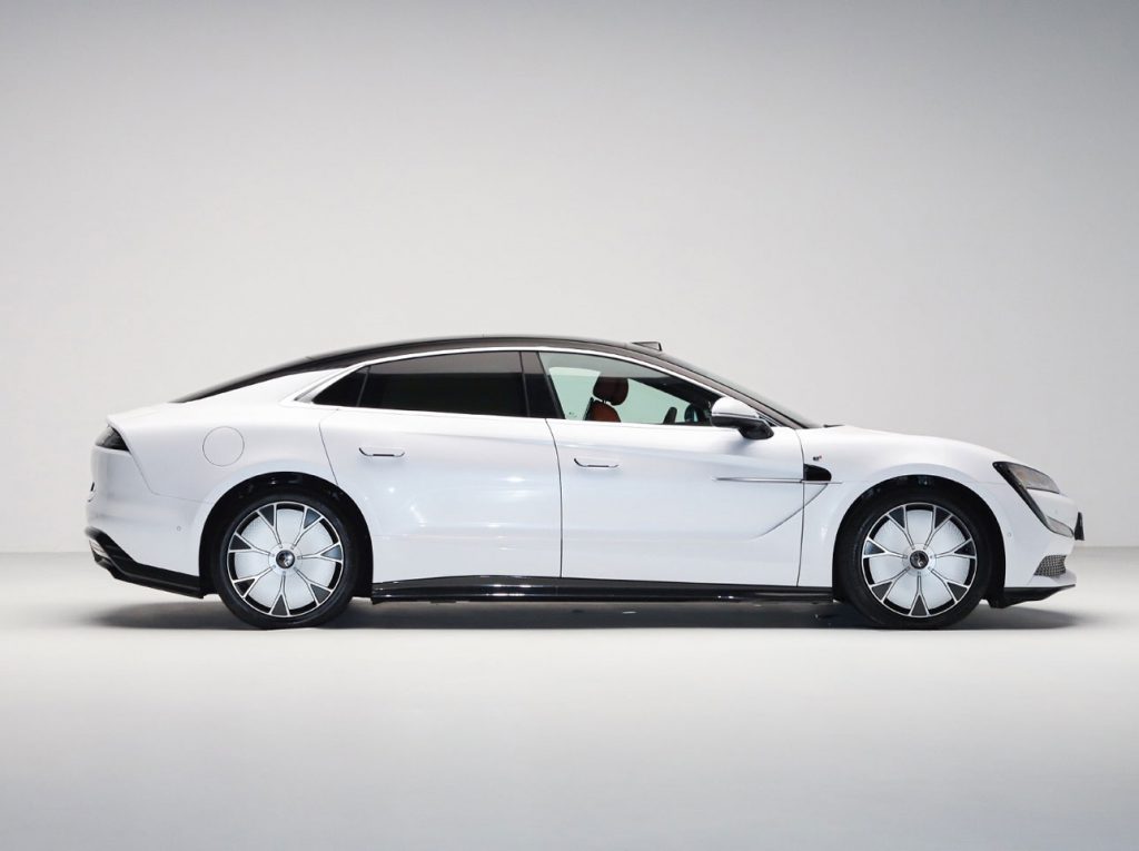 From Aircraft Carrier to Highway: How BYD’s Yangwang U7 Is Rewriting the Rules of Luxury Cars From Aircraft Carrier to Highway: How BYD’s Yangwang U7 Is Rewriting the Rules of Luxury Cars