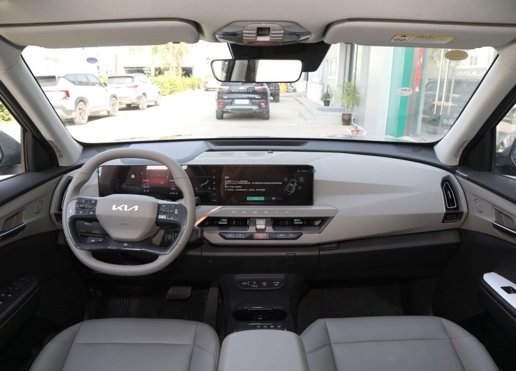 Kia EV5 2025 – The Electrification Game-Changer with a 720km Knockout Punch