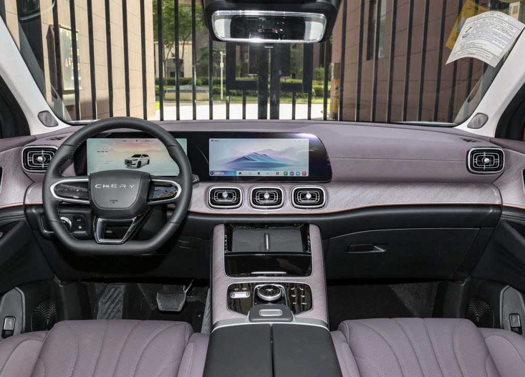 Oil-Electric Mastery: Chery Tiggo 9 C-DM Redefines Long-Distance Luxury in the Hybrid SUV Arena Oil-Electric Mastery: Chery Tiggo 9 C-DM Redefines Long-Distance Luxury in the Hybrid SUV Arena