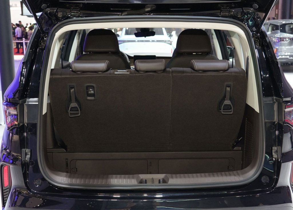 Ruilan 8: Redefining Value with Space, Range, and Versatility, The All-Rounder EV MPV Shaking Up the $20K Market Ruilan 8: Redefining Value with Space, Range, and Versatility, The All-Rounder EV MPV Shaking Up the $20K Market