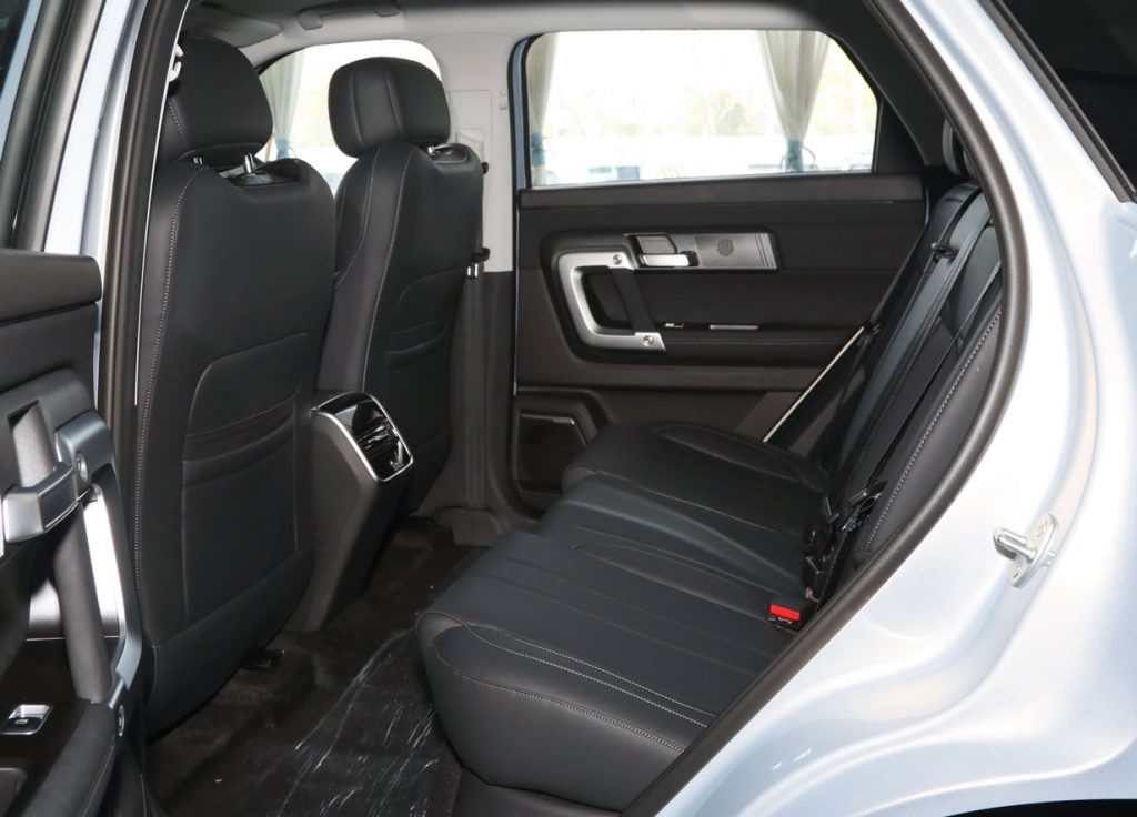 The Game Changer: How Chery Tiggo 7 C-DM Redefines Family SUV Standards The Game Changer: How Chery Tiggo 7 C-DM Redefines Family SUV Standards