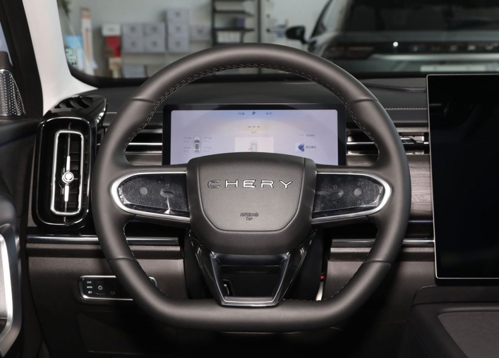The Game Changer: How Chery Tiggo 7 C-DM Redefines Family SUV Standards The Game Changer: How Chery Tiggo 7 C-DM Redefines Family SUV Standards