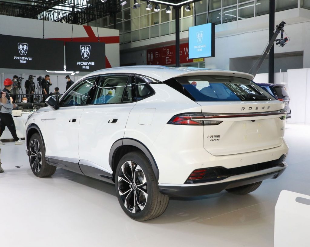 The Unstoppable Rise of Roewe D5X DMH: How a 1621km Range PHEV is Redefining Affordable SUVs