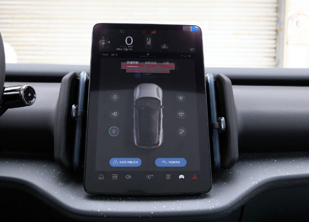 Volvo EX30 – The Art of Subtraction in Electric Mobility, Where Nordic Minimalism Meets Electrifying Performance Volvo EX30 – The Art of Subtraction in Electric Mobility, Where Nordic Minimalism Meets Electrifying Performance