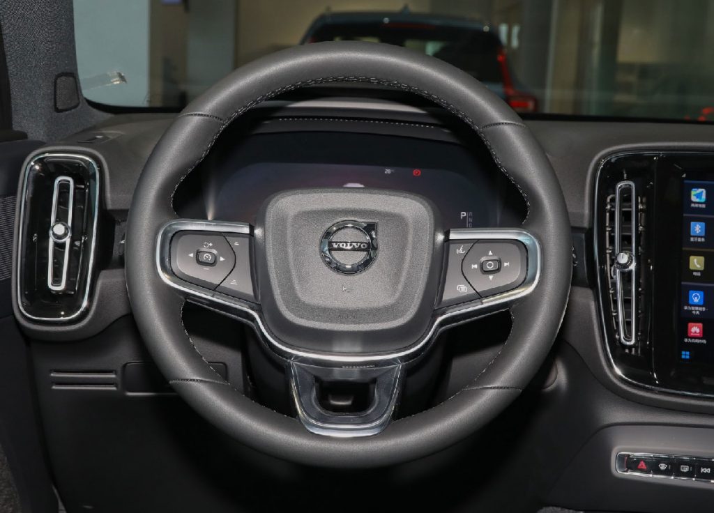 Volvo XC40 Recharge - Where Safety Meets Scandinavian Elegance in the EV Era Volvo XC40 Recharge - Where Safety Meets Scandinavian Elegance in the EV Era