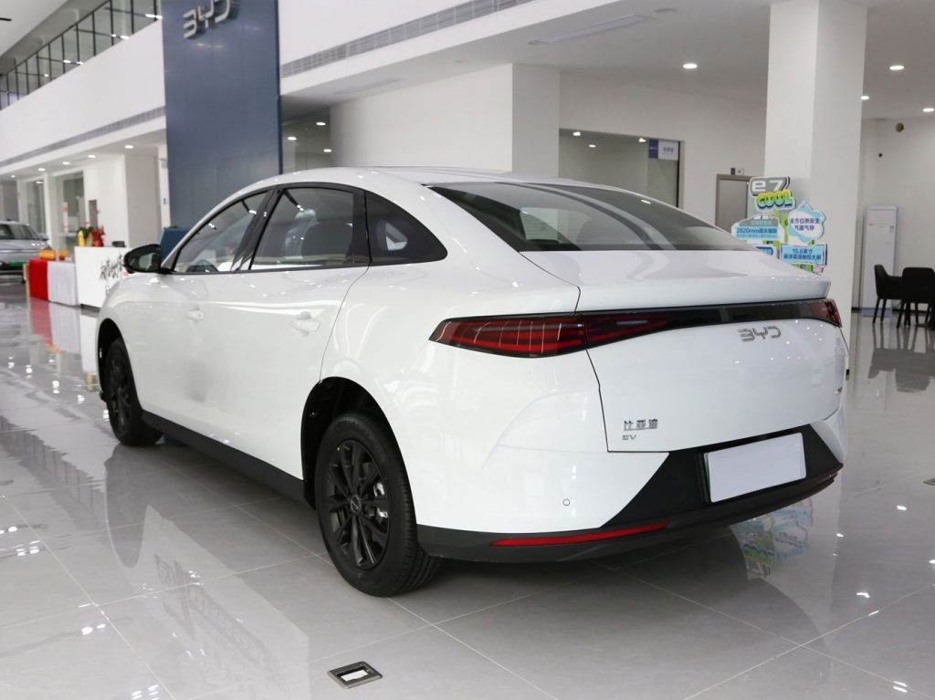 BYD E7: The Budget EV That's Reshaping China's Auto Market BYD E7: The Budget EV That's Reshaping China's Auto Market