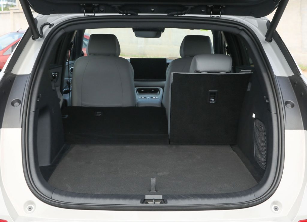 BYD Sea Lion 06EV 2025: The Game-Changer in Mid-Range Electric SUVs