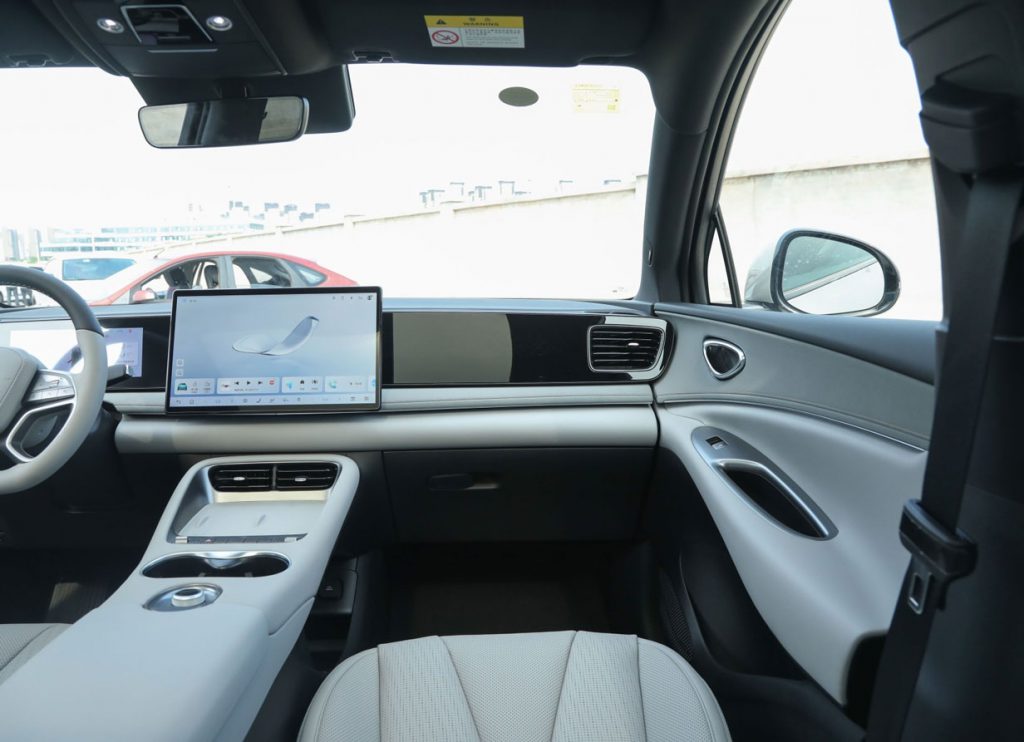 BYD Sea Lion 06EV 2025: The Game-Changer in Mid-Range Electric SUVs