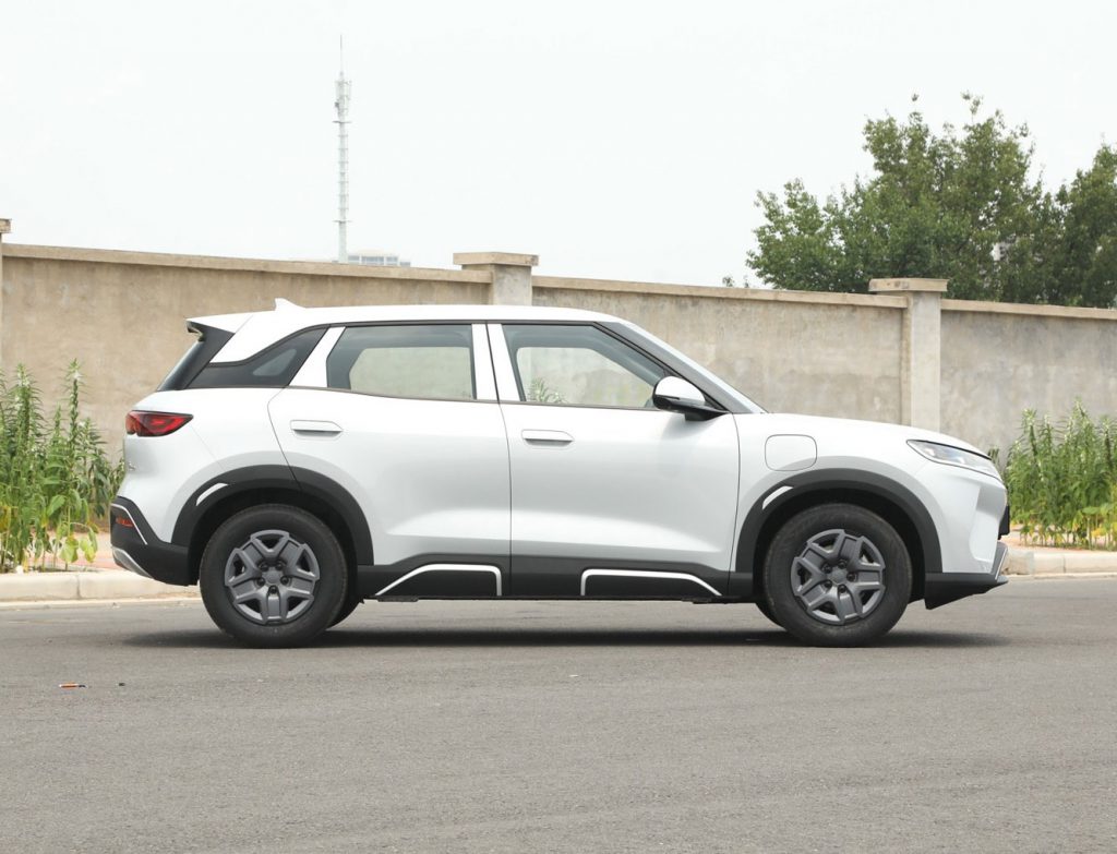 BYD Yuan UP 2024 Review: The Urban Commuter's Double-Edged Sword BYD Yuan UP 2024 Review: The Urban Commuter's Double-Edged Sword