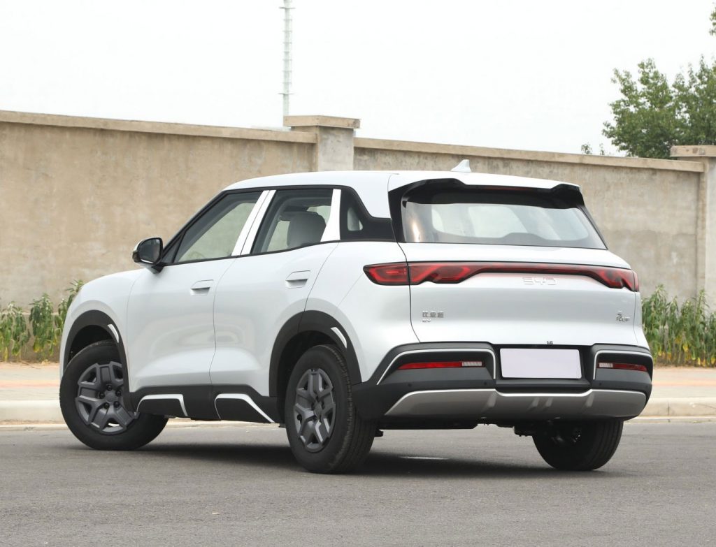 BYD Yuan UP 2024 Review: The Urban Commuter's Double-Edged Sword BYD Yuan UP 2024 Review: The Urban Commuter's Double-Edged Sword